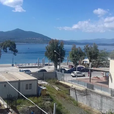 Dina Pensjonat Loutra Edipsou (Evia)